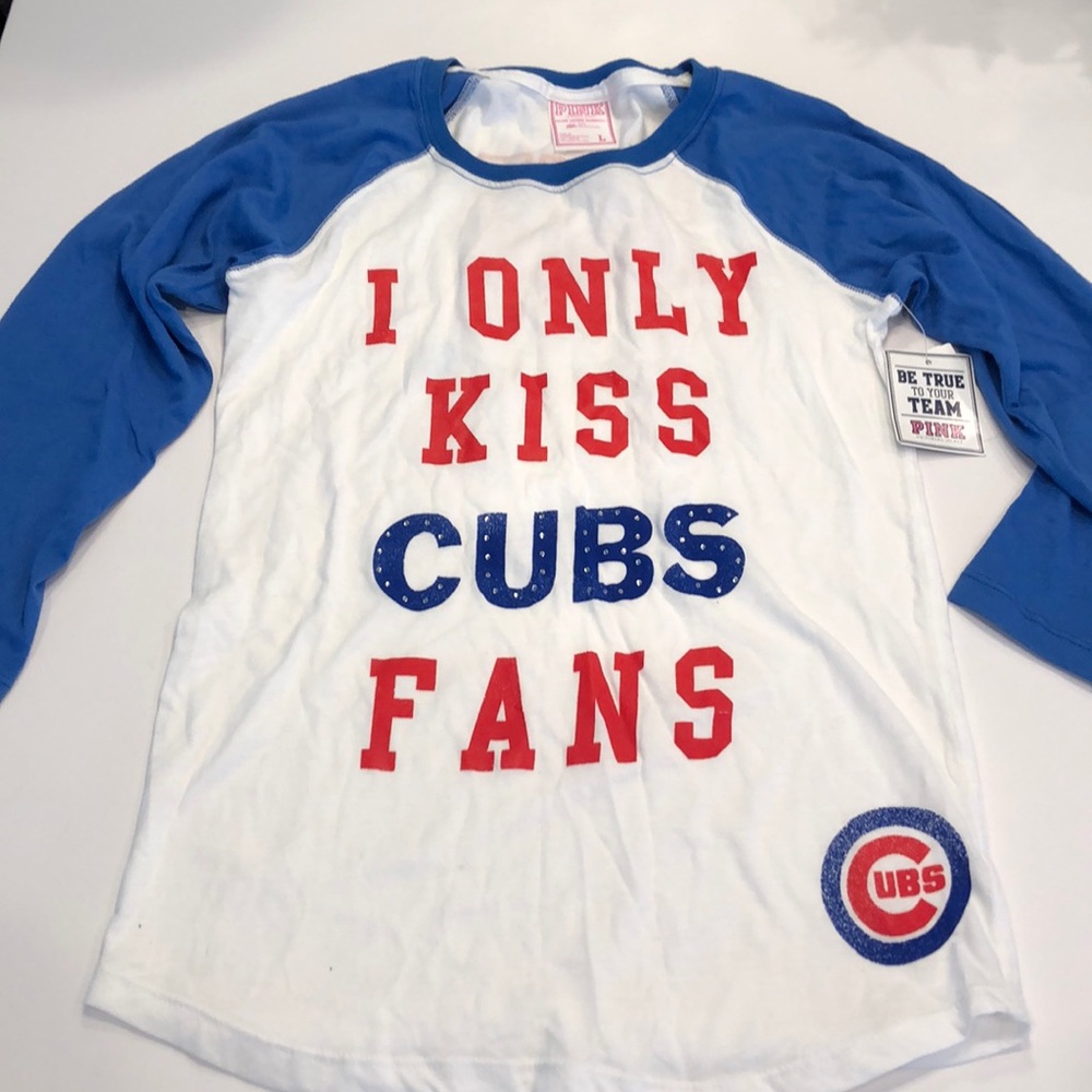 Victoria’s Secret Pink MLB Chicago Cubs shirt! L